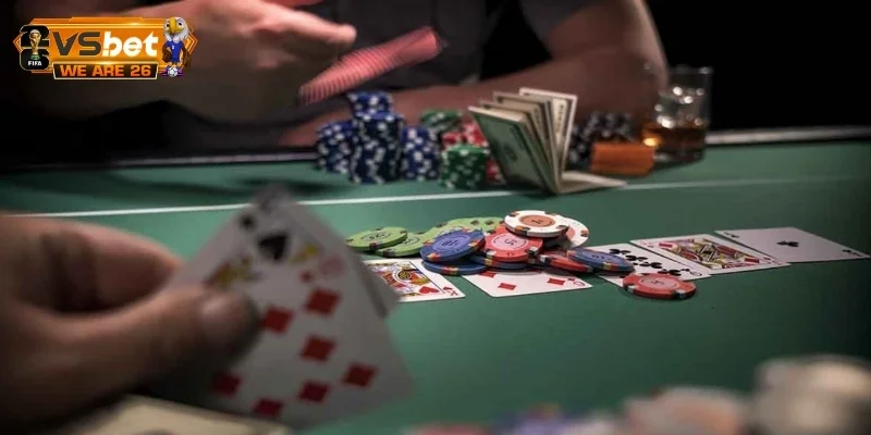 Các thuật ngữ cơ bản trên bàn cược Poker Texas Hold'em